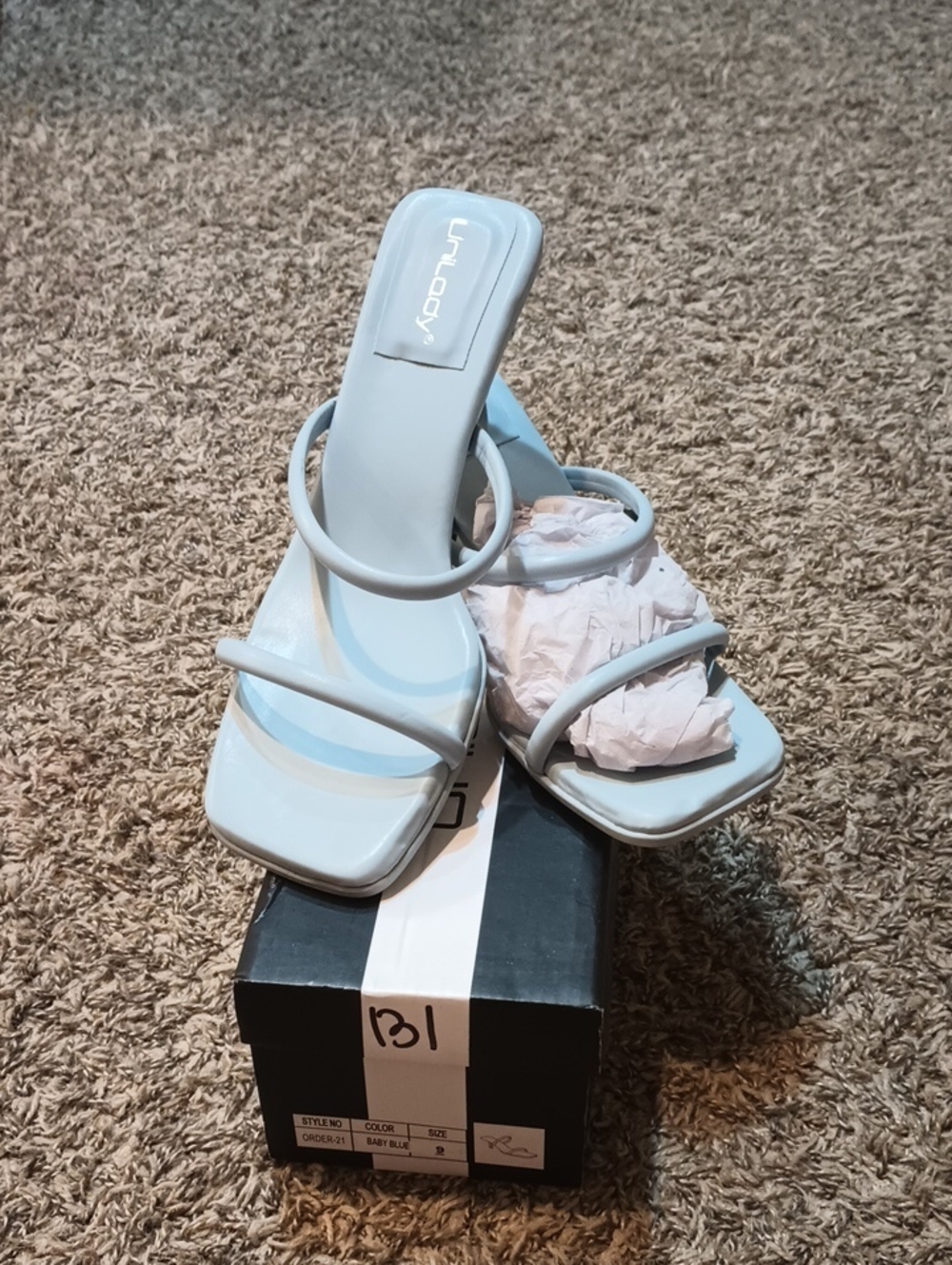 NIB Unilady Order-21 Women's Baby Blue Color Slip On Heels. Size: 9